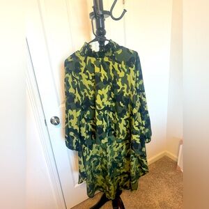 Women Camouflage Long Sleeve High/ Low Shirt, Camouflage